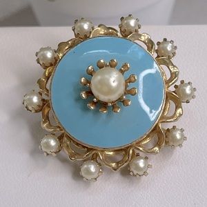 Vintage Rare Coro Victorian Baby Blue Enamel Pearl Brooch